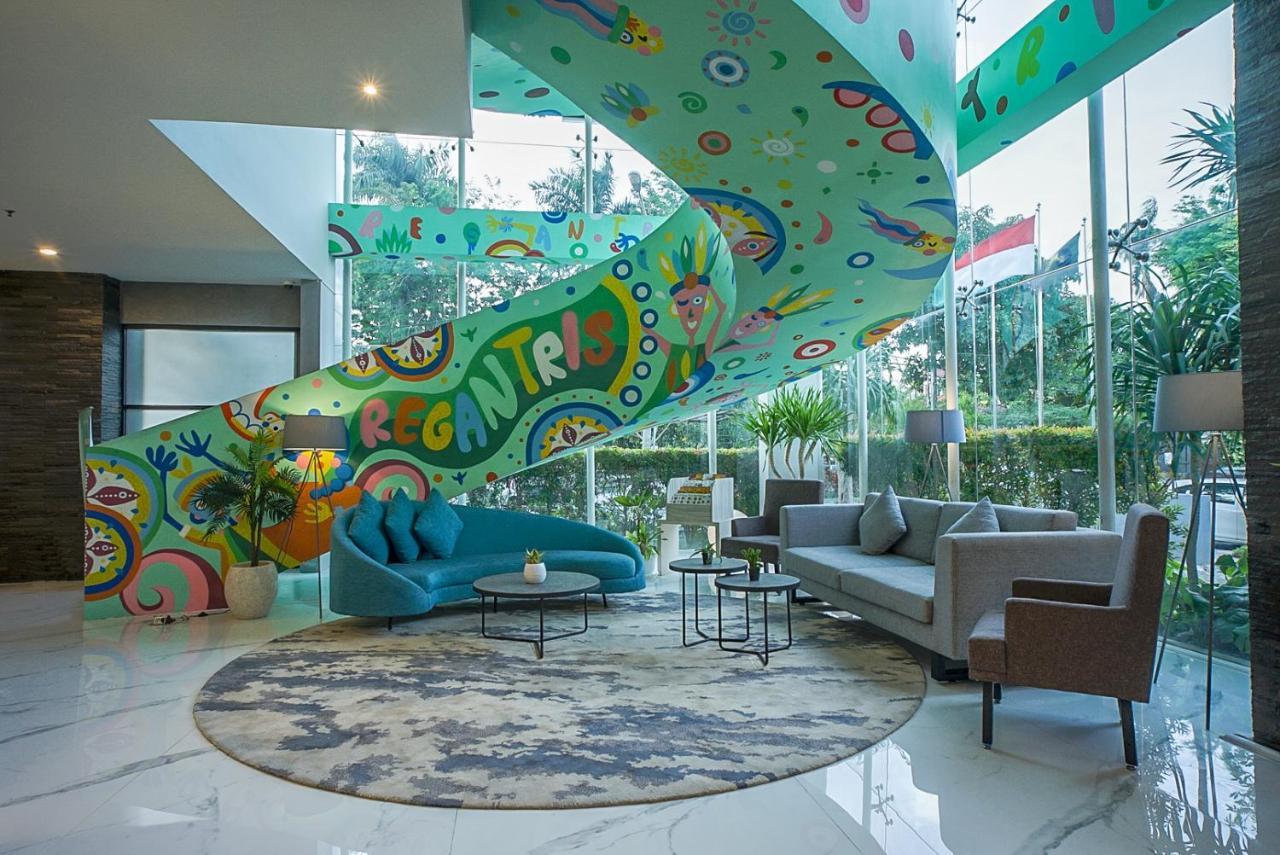Regantris Surabaya Hotell Eksteriør bilde